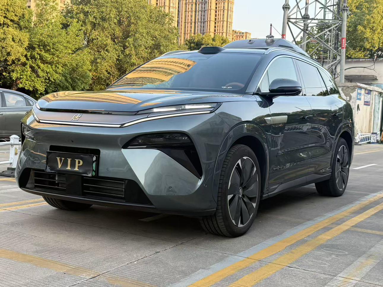 BYD Tang L DM 2025 DM-p 175KM AWD wu ren ji wan jia ban