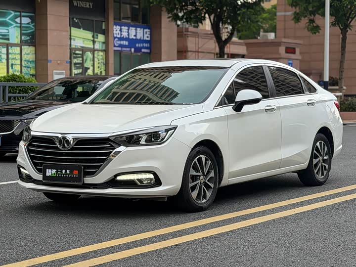 BAIC shen bao D50 2018 1.5L CVT Premium zhi jia ban