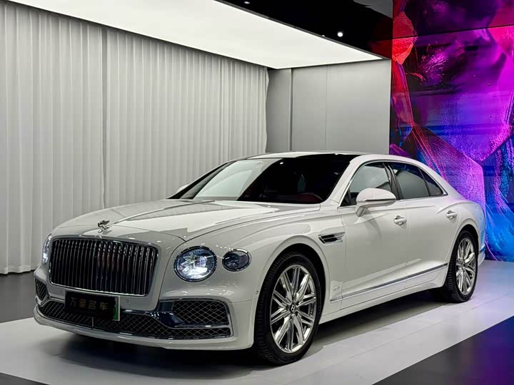 Bentley Flying Spur cha dian hun dong 2022 2.9T V6 Hybrid