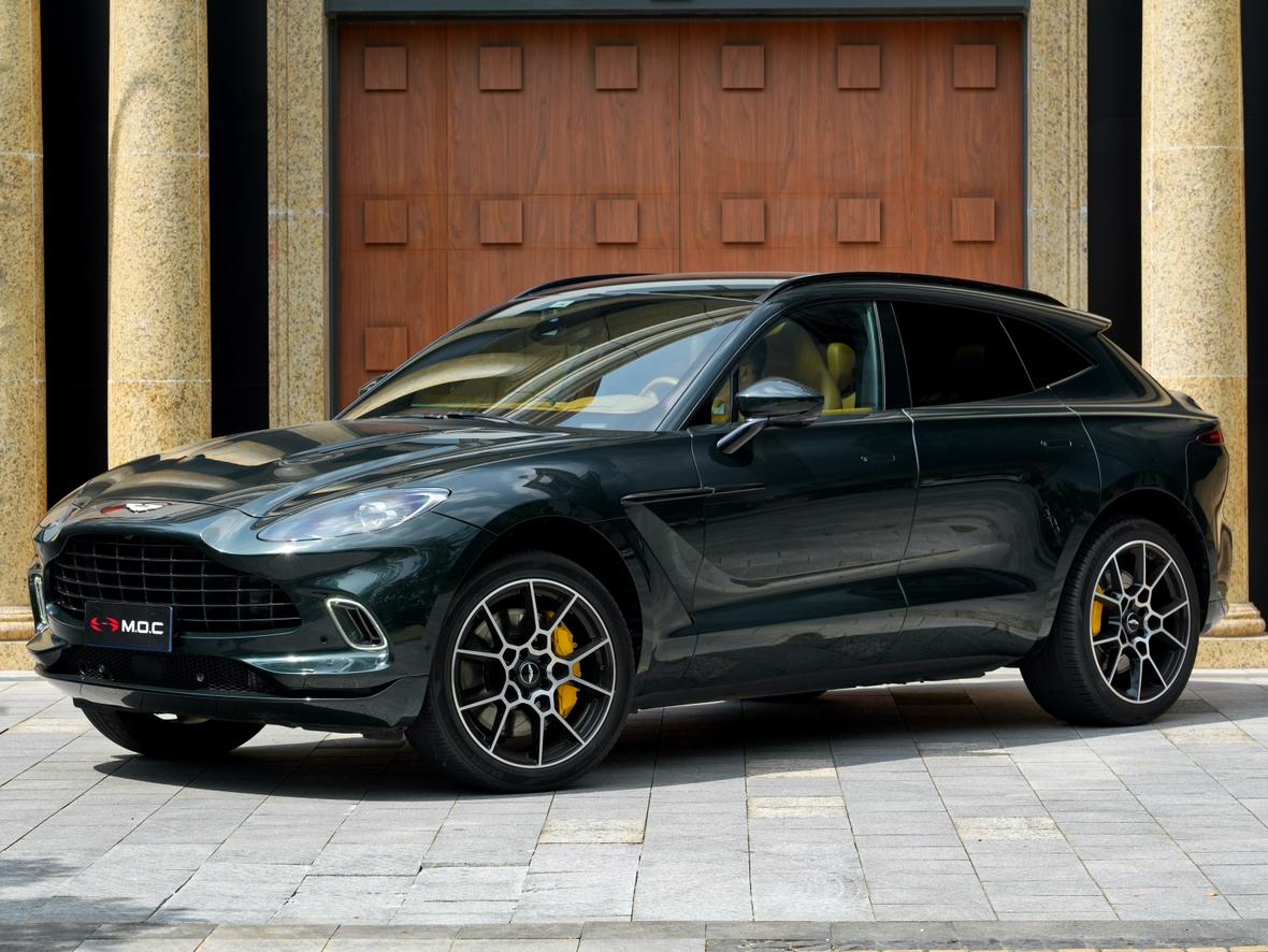 Aston Martin DBX 2020 4.0T V8