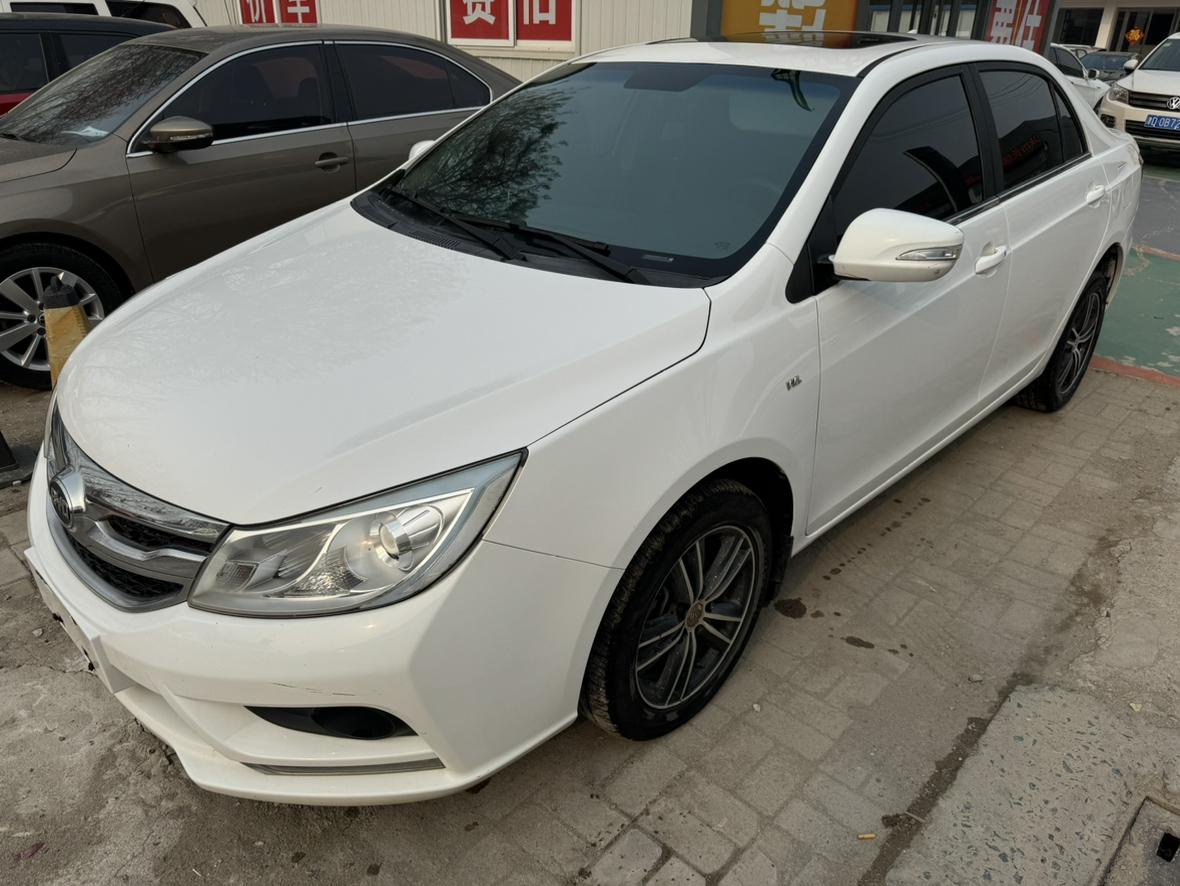 BYD su rui 2015 gai 1.5L МКПП Люкс