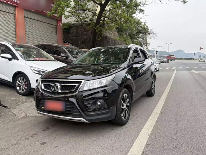BAIC shen bao X55 2016 1.5T CVT jing ying ban