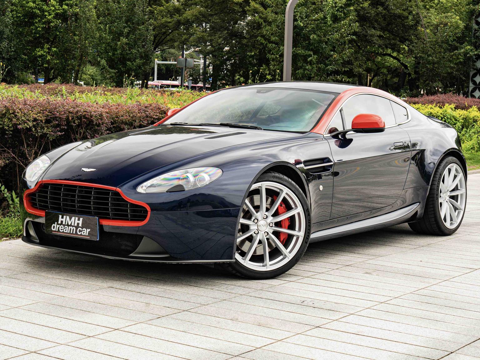 Aston Martin Vantage 2015 4.7L Coupe