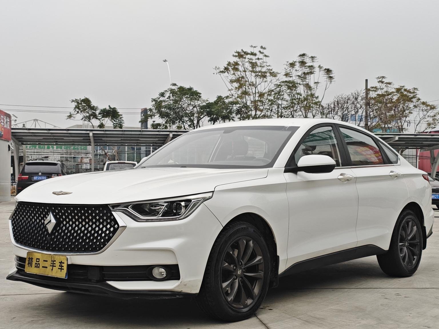 Baojun RC-6 2019 1.5T CVT 24 xiao shi zai xian Люкс