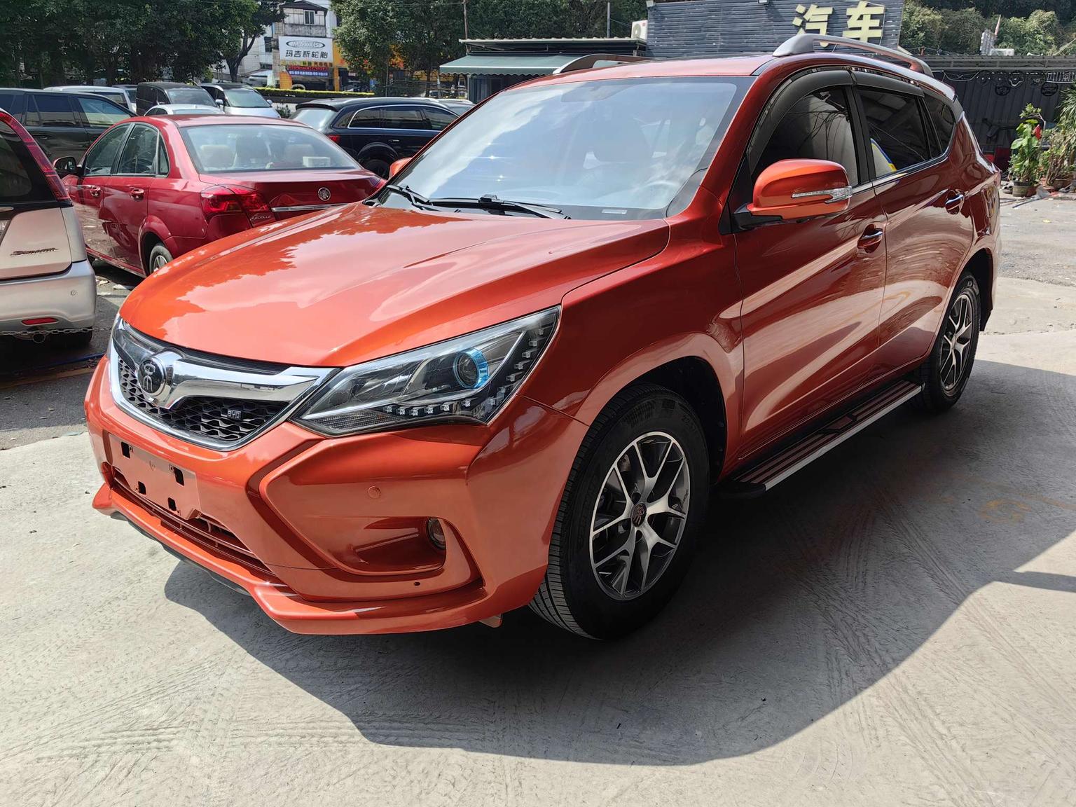BYD Song 2016 gai shi ban 1.5TID АКПП Elite