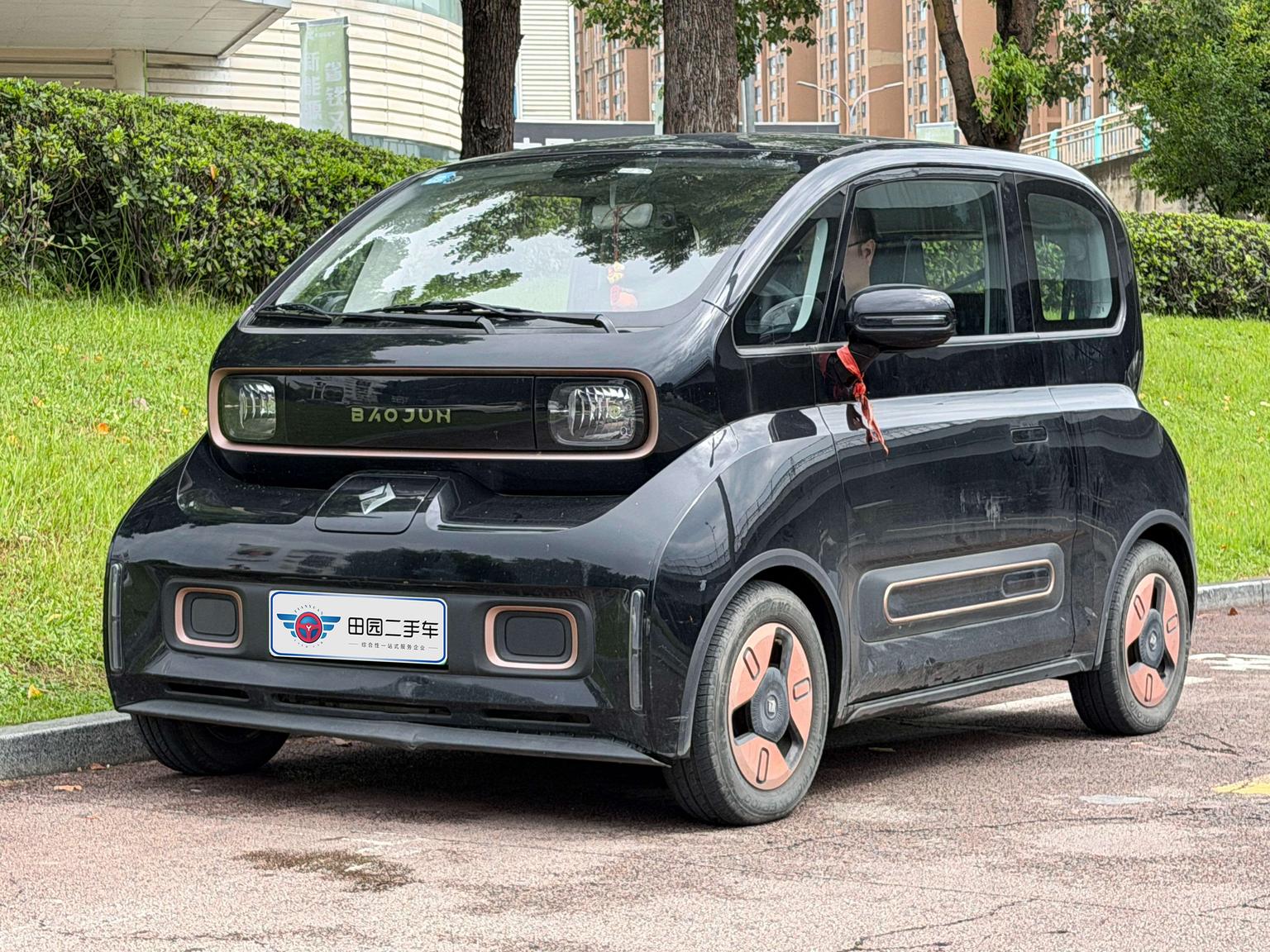 Baojun KiWi EV 2022 she ji shi qing xiang ban san yuan li