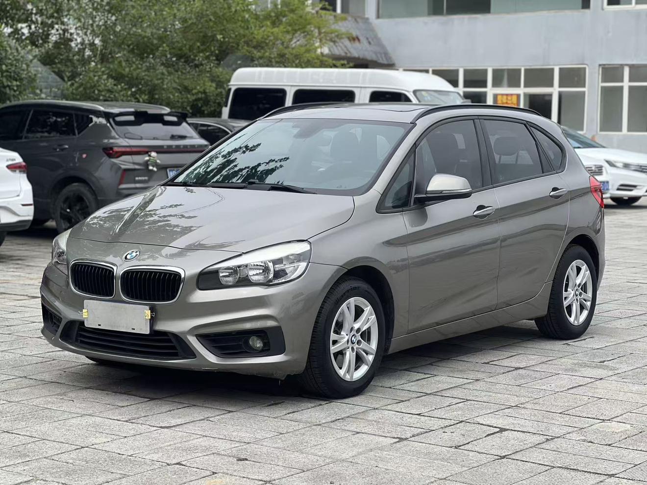 BMW 2 Series Gran Tourer 2015 218i Leading