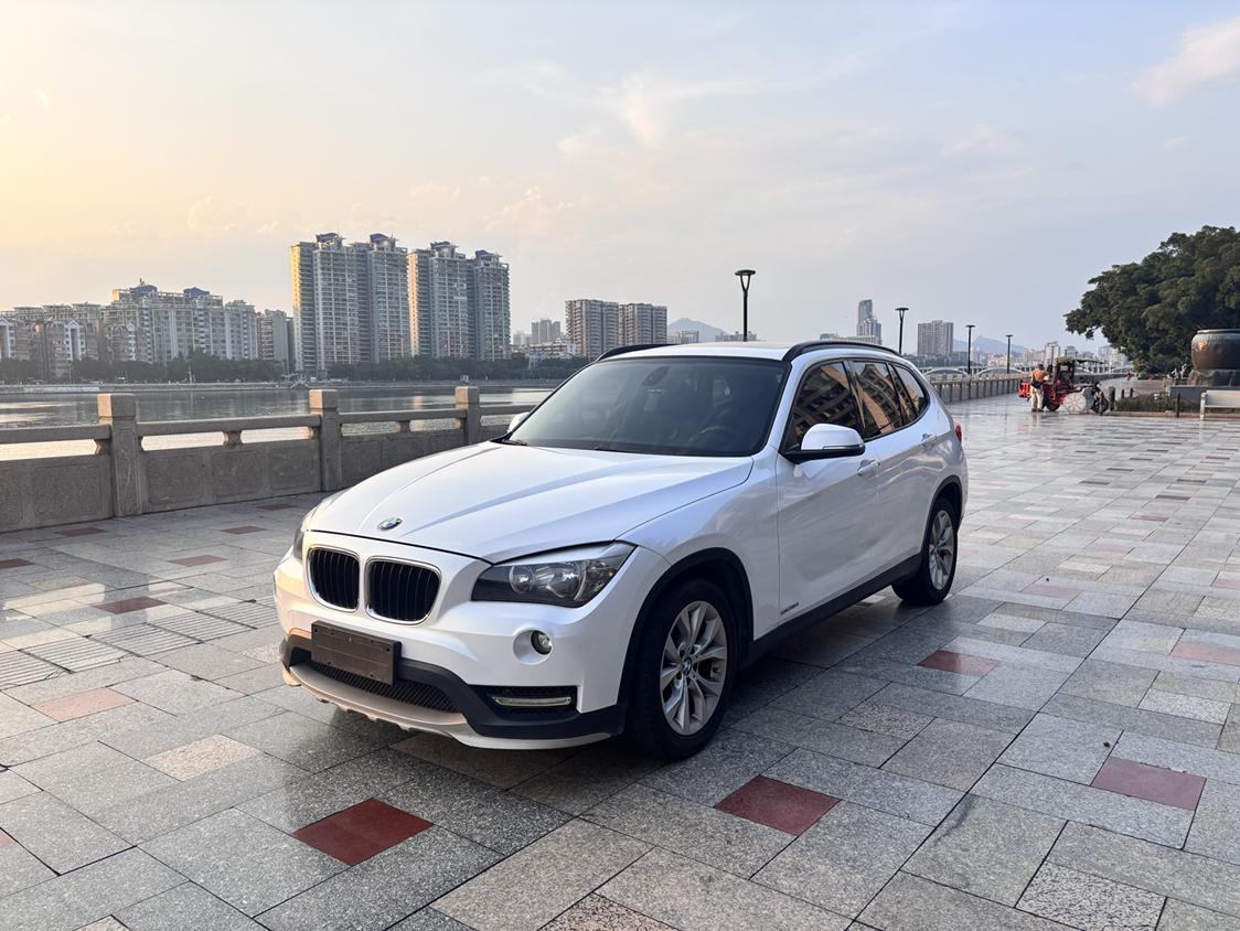 BMW X1 2014 sDrive18i Style