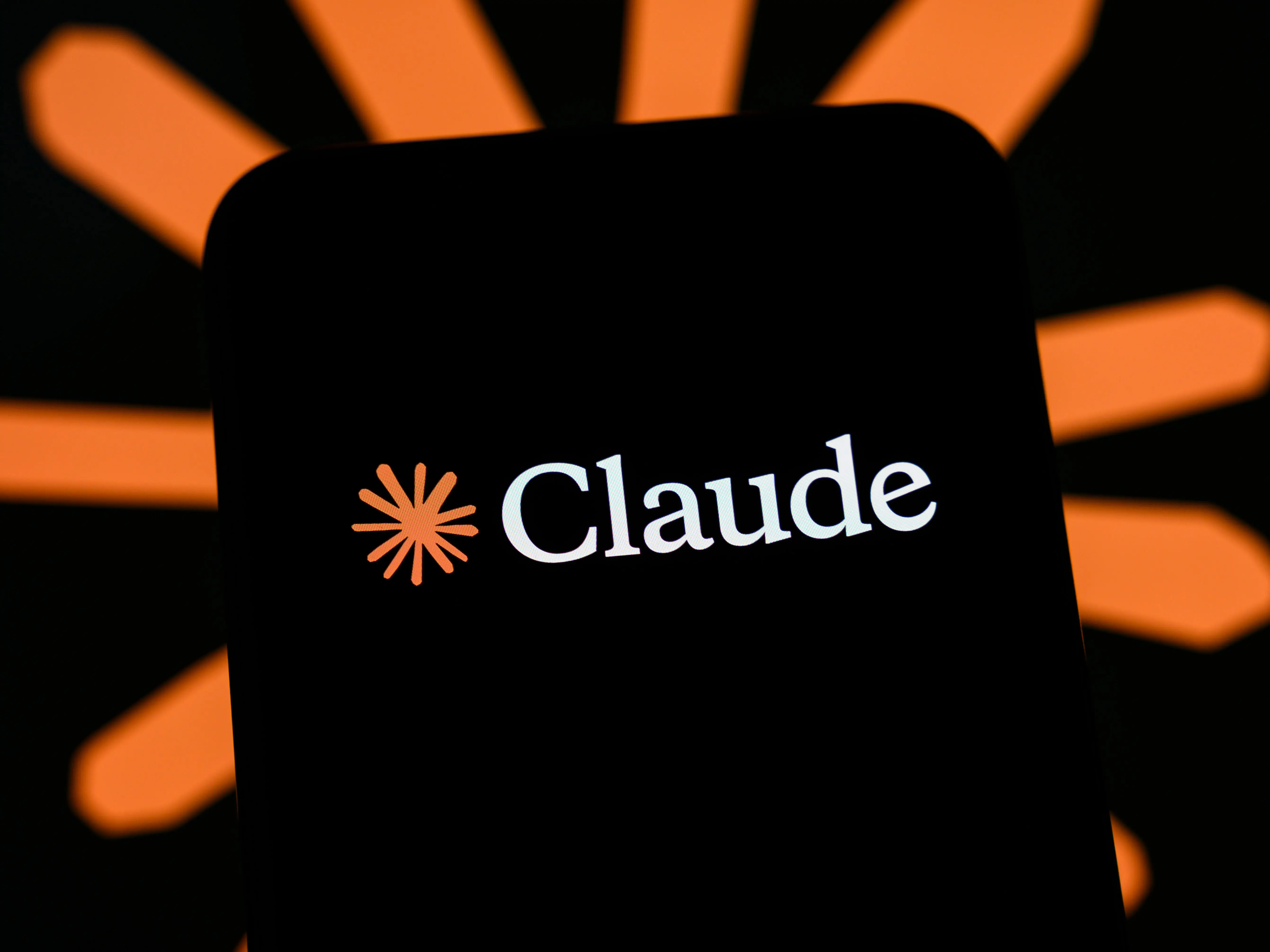 Anthropic to Implement Invisible Watermarking for Claude Content