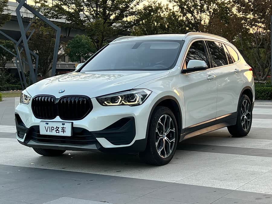 BMW X1 2022 xDrive25Li Premium