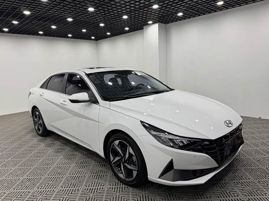 Hyundai Elantra 2022 1.5L CVT GLX Elite Edition