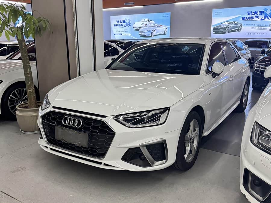 Audi A4L 2022 40 TFSI Luxury Dynamic