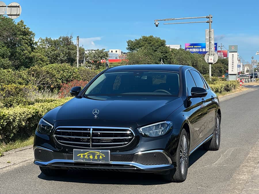 Mercedes-Benz E-Class 2022 E 300 L Fashion Edition