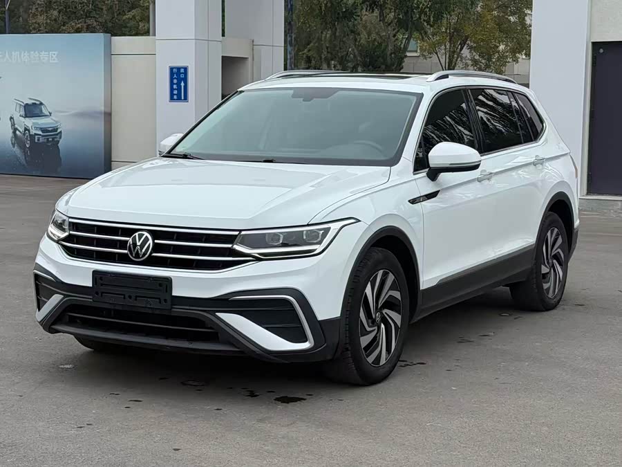 Tiguan L 2023 300TSI Automatic 2WD Smart Edition