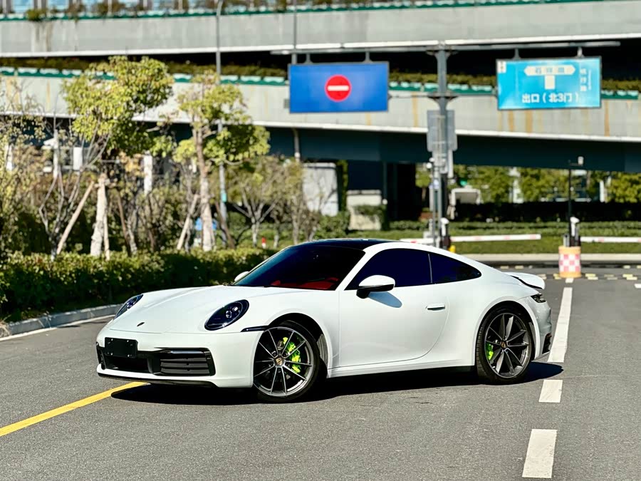 2022 Porsche 911 Carrera 3.0T