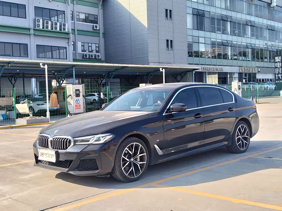 2022 BMW 5 Series 530Li Luxury M Sport Package