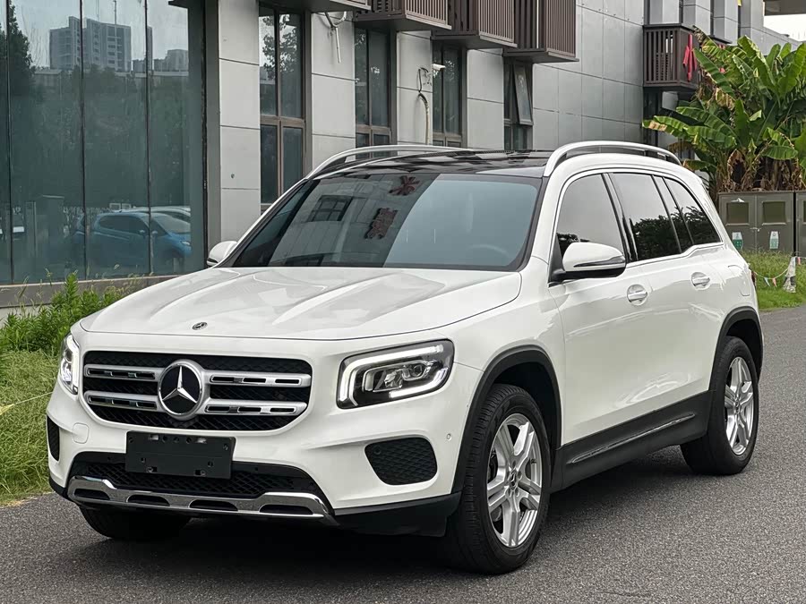 Mercedes-Benz GLB 2021 Fashion Edition