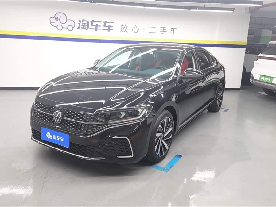 2023 Passat Facelift 330TSI Starry Sky Elite Edition