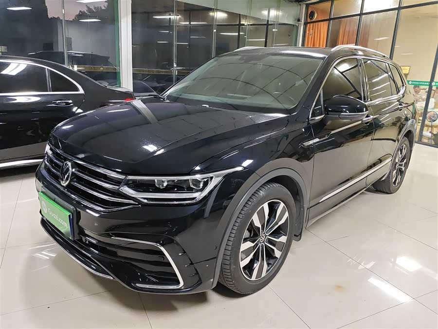 Tiguan L 2022 330TSI Automatic 2WD R-Line Premium Edition