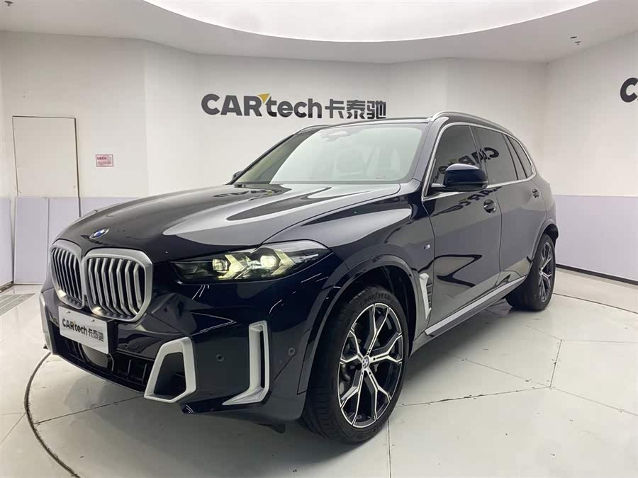 BMW X5 2023 xDrive 30Li Luxury M Sport Package