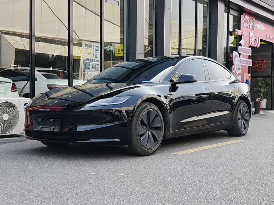 Model 3 2023 Rear-Wheel Drive