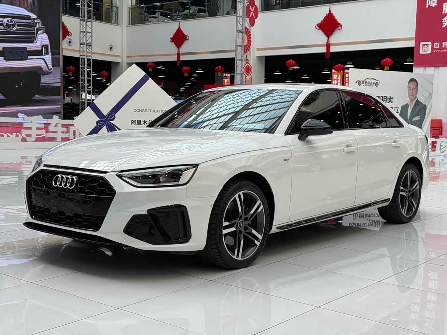 Audi A4L 2022 40 TFSI Luxury Dynamic