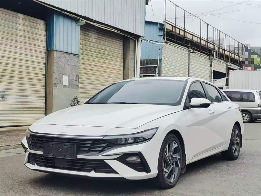 Hyundai Elantra 2023 1.5L CVT GLX Elite Edition