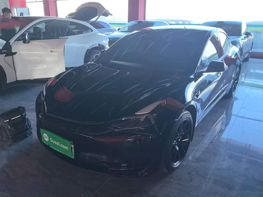 Model 3 2022 Rear-Wheel Drive