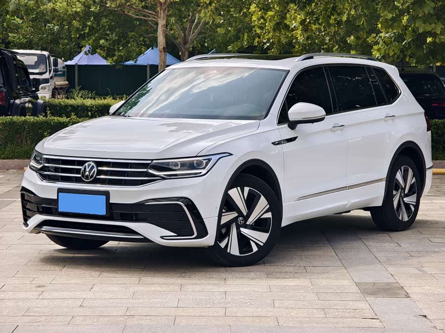 Tiguan L 2023 330TSI Automatic 2WD R-Line Premium Edition