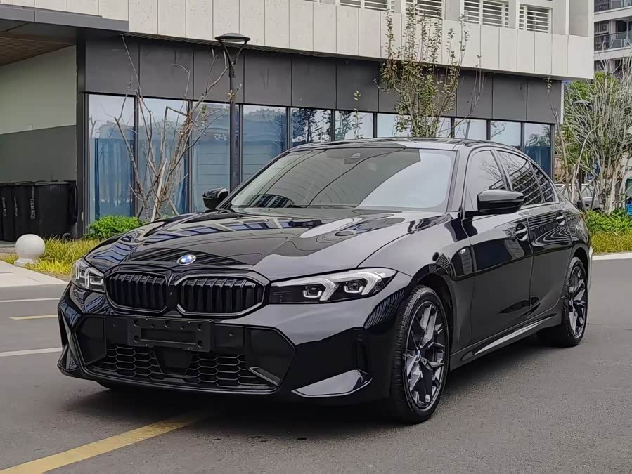 2025 BMW 3 Series 330Li M Sport Shadow Edition