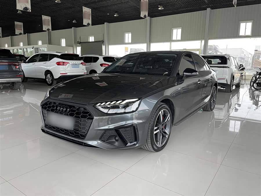 Audi A4L 2022 40 TFSI Luxury Dynamic