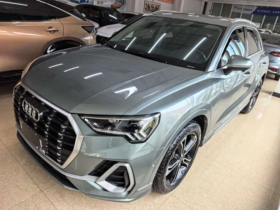 Audi Q3 2021 45 TFSI quattro Luxury Dynamic