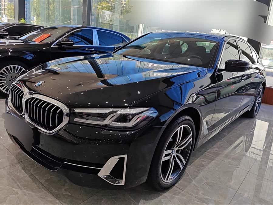 2022 BMW 5 Series 530Li Leading Luxury Package