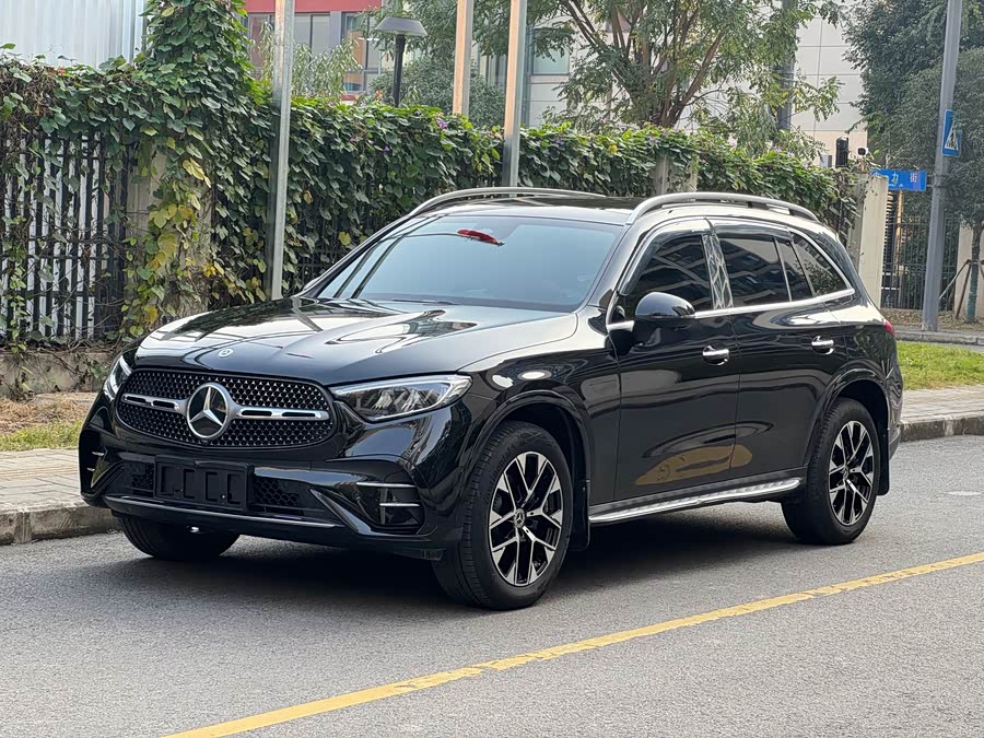 Mercedes-Benz GLC 2023 Facelift GLC 260 L 4MATIC Luxury 5-Seater