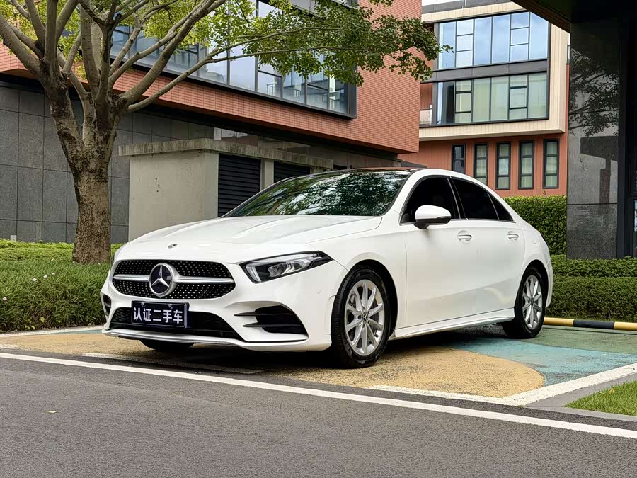 Mercedes-Benz A-Class 2021 A 200 L Sport Sedan Fashion Edition