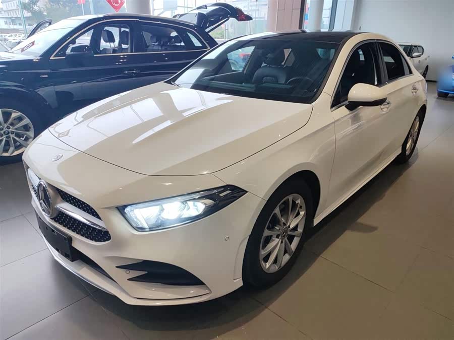 Mercedes-Benz A-Class 2022 Facelift A 200 L Sport Sedan Dynamic Edition