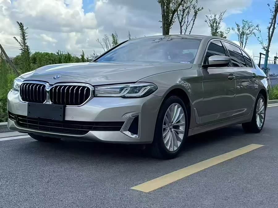 2022 BMW 5 Series 525Li Luxury Package