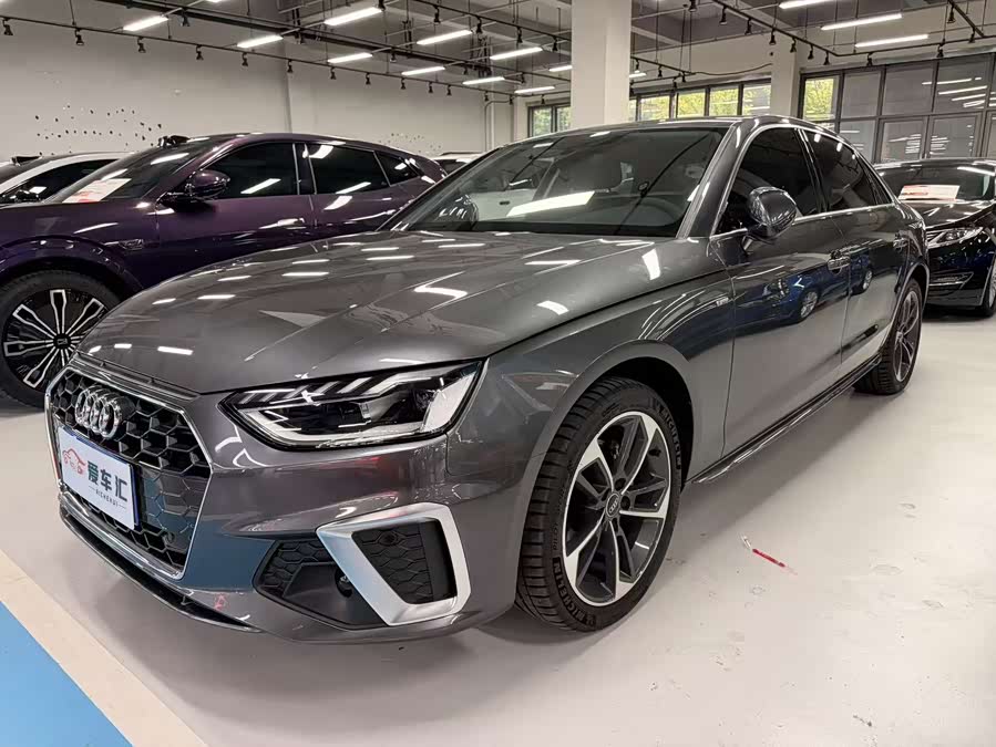 Audi A4L 2023 40 TFSI Fashion Dynamic Edition