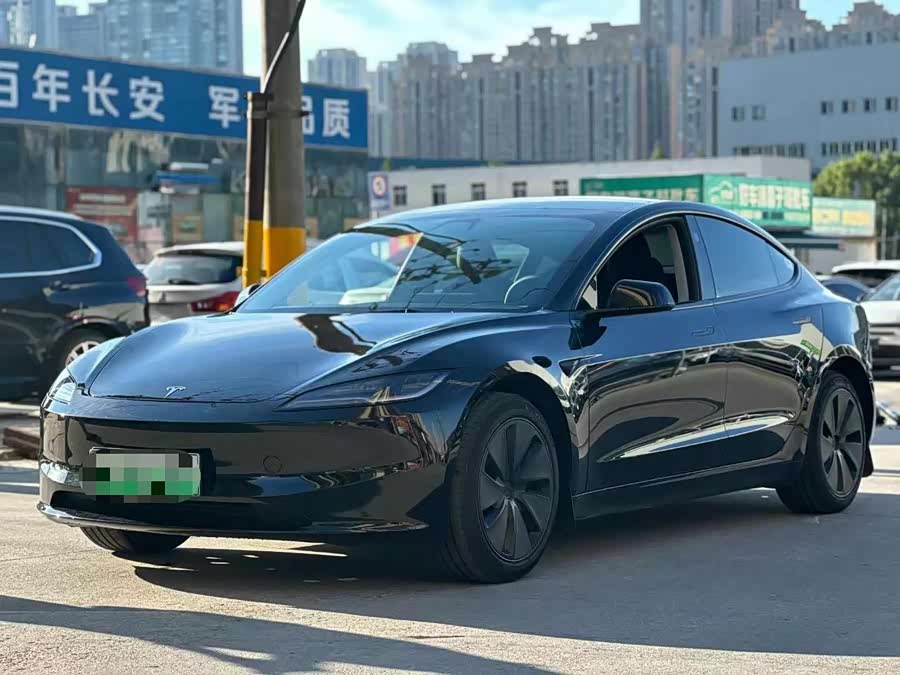 Model 3 2023 Rear-Wheel Drive