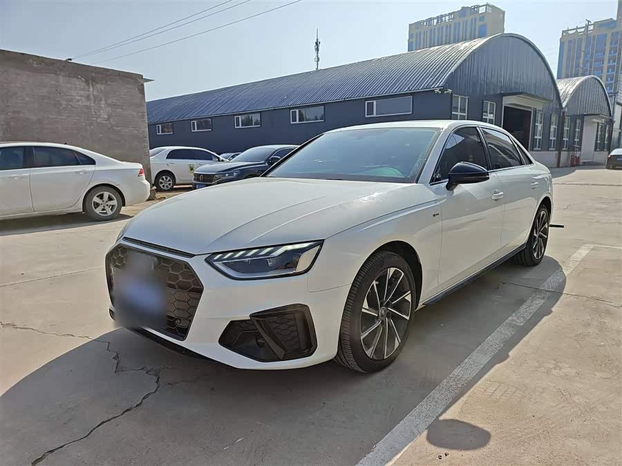 Audi A4L 2023 40 TFSI Luxury Dynamic