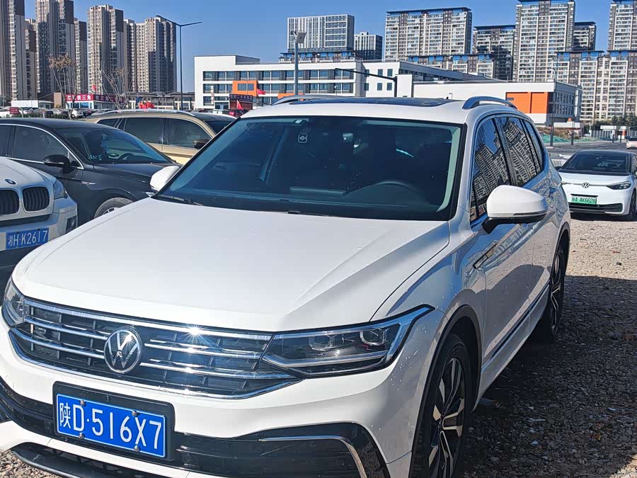 Tiguan L 2022 330TSI Automatic 2WD R-Line Premium Edition