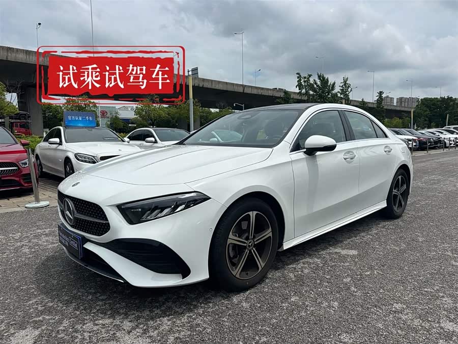 2023 Mercedes-Benz A-Class A 200 L Fashion Edition