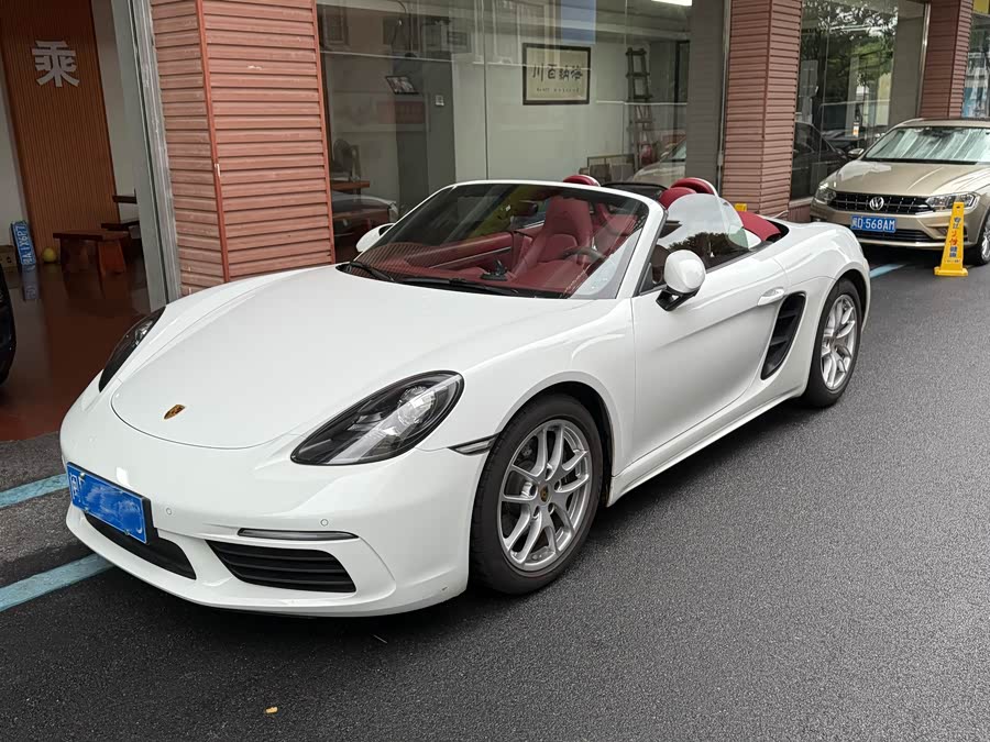 2022 Porsche 718 Boxster 2.0T
