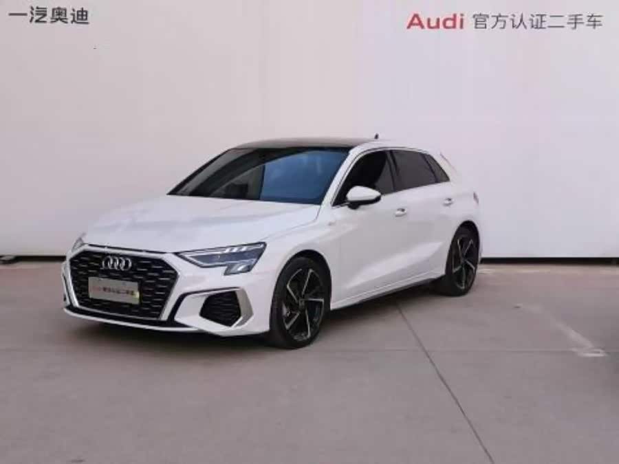 Audi A3 2023 Facelift Sportback 35 TFSI Fashion Sporty Model