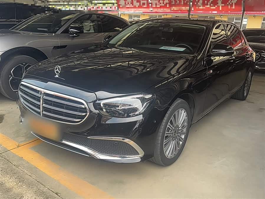 Mercedes-Benz E-Class 2023 E 300 L Fashion Edition