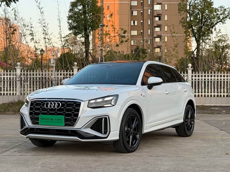 Audi Q2L 2022 35 TFSI Progressive Dynamic Edition