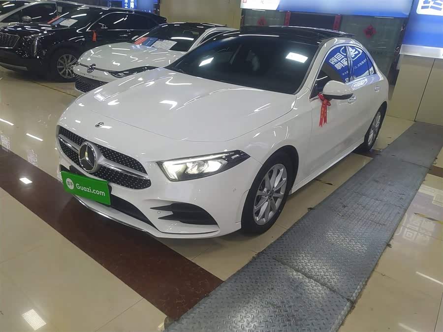 Mercedes-Benz A-Class 2021 A 200 L Sport Sedan Fashion Edition