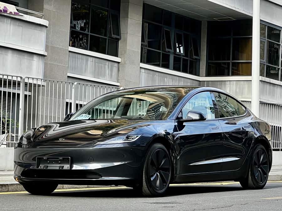 Model 3 2023 Rear-Wheel Drive