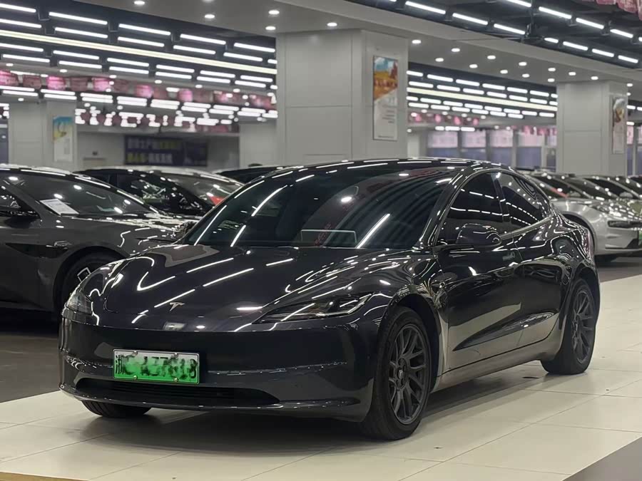 Model 3 2023 Rear-Wheel Drive