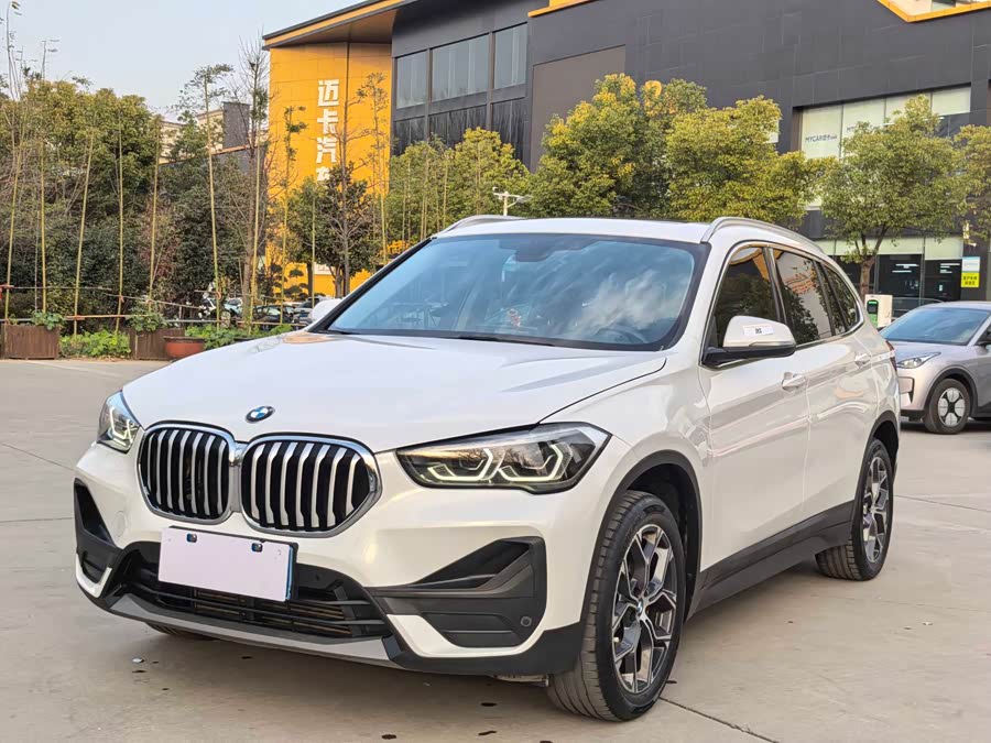 BMW X1 2022 sDrive25Li Leading Edition